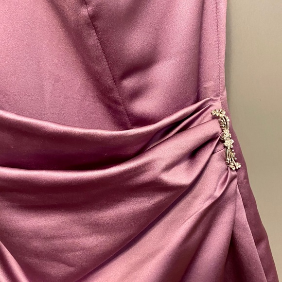 Davids bridal strapless dress size 10 - Picture 4 of 7